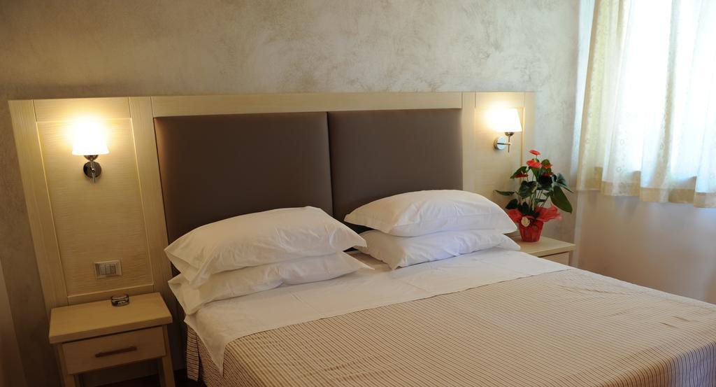 Super Relais Stella Hotel Signa Quarto foto