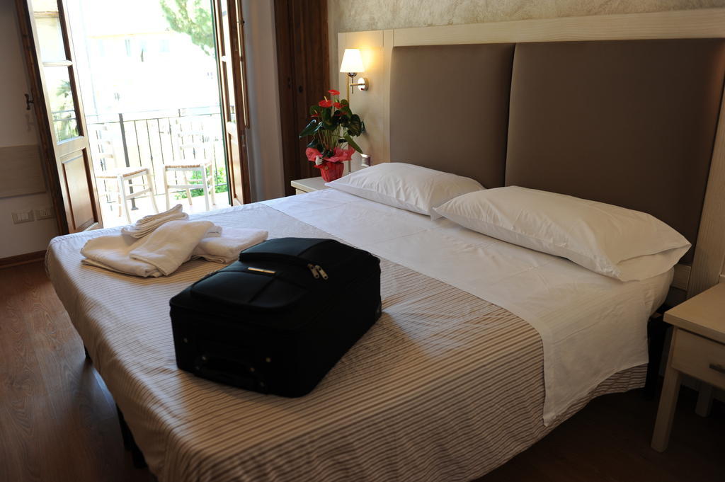 Super Relais Stella Hotel Signa Quarto foto